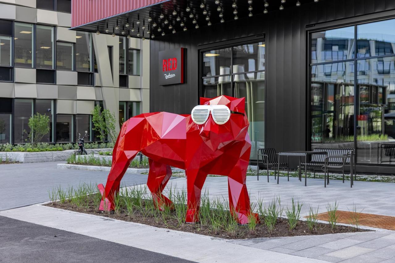 Hotel Radisson RED Oslo Okern Exterior foto